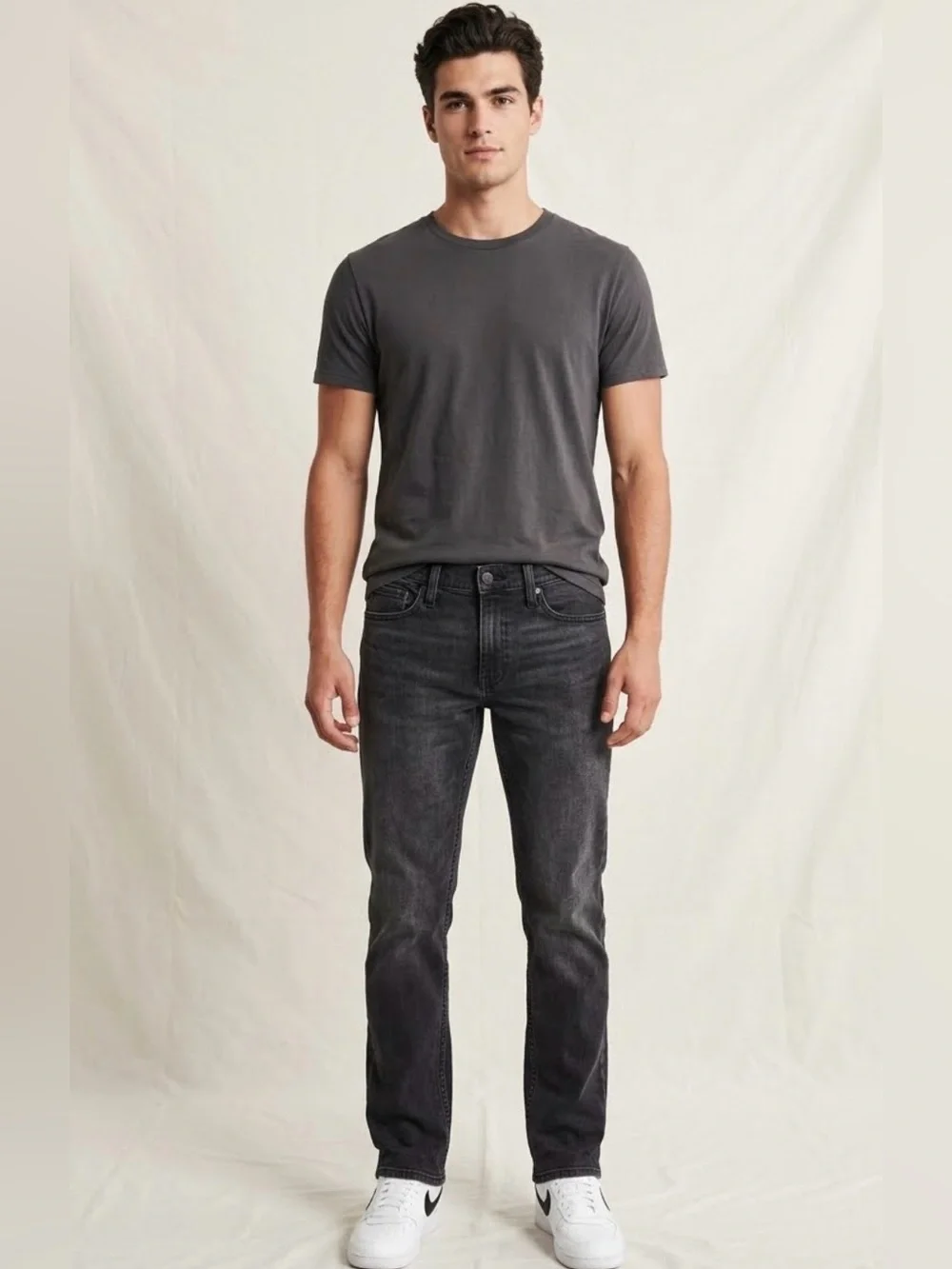 Hollister Men's 30x32 Slim Straight Jeans in Washed Charcoal